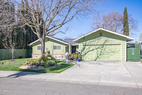 715 Deodara Pl, Dixon, CA 95620 photo 1