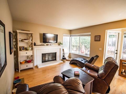 108 Cornell St, Windsor, CA 95492 photo 15