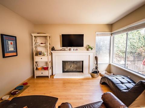 108 Cornell St, Windsor, CA 95492 photo 16