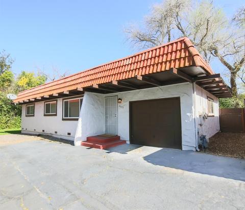 2077 Shurtleff Ave, Napa, CA 94559 photo 1