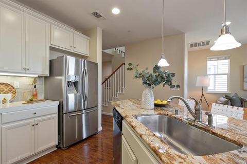 516 Jade St, Petaluma, CA 94952 photo 10