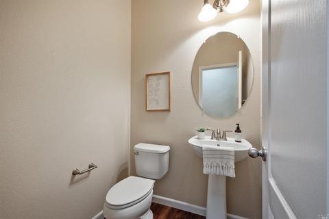 516 Jade St, Petaluma, CA 94952 photo 11