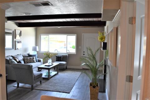 1019 Johnson St, Fairfield, CA 94533 photo 2