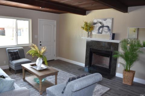 1019 Johnson St, Fairfield, CA 94533 photo 4