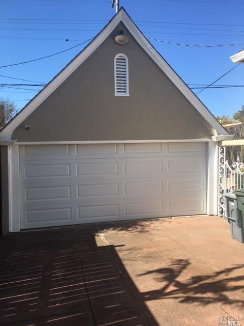 145 Carroll St, Vallejo, CA 94590 photo 3