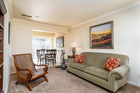 244 Main Cir, Ukiah, CA 95482 photo 4