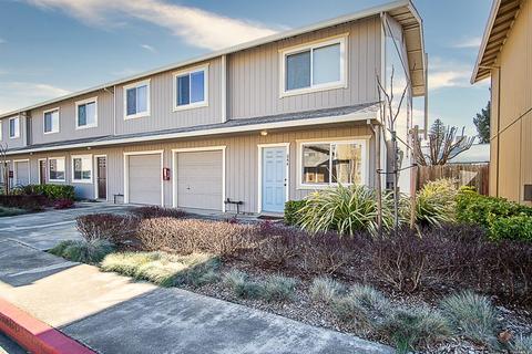 244 Main Cir, Ukiah, CA 95482 photo 1