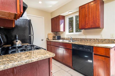244 Main Cir, Ukiah, CA 95482 photo 8