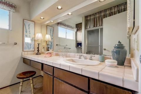 137 Greenmont Dr, Vallejo, CA 94591 photo 32