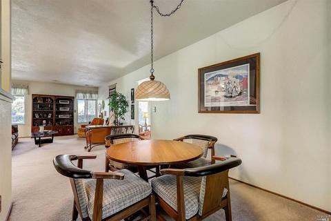 137 Greenmont Dr, Vallejo, CA 94591 photo 24