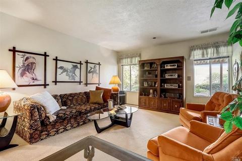 137 Greenmont Dr, Vallejo, CA 94591 photo 9