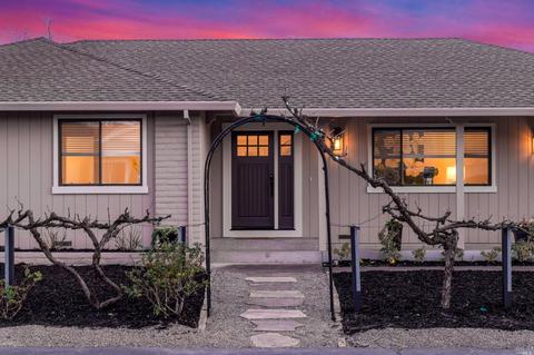 746 5th St E, Sonoma, CA 95476 photo 2