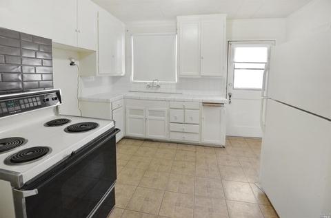 2778 Georgia St, Vallejo, CA 94591 photo 4