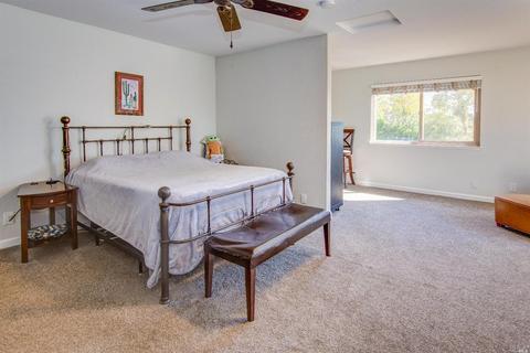 397 E O St, Benicia, CA 94510 photo 11