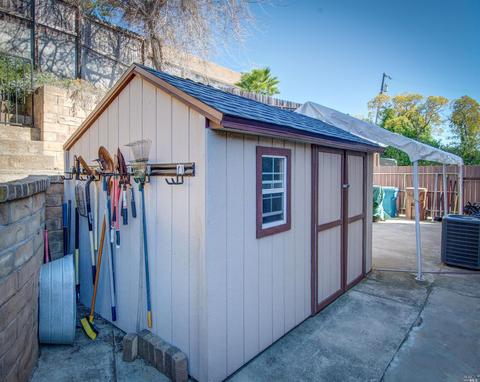 397 E O St, Benicia, CA 94510 photo 21