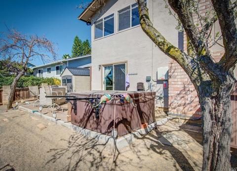 397 E O St, Benicia, CA 94510 photo 23