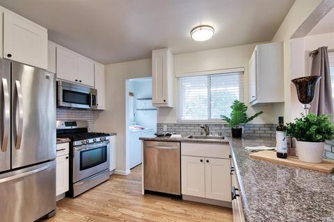 1400 Donna St, Novato, CA 94947 photo 10