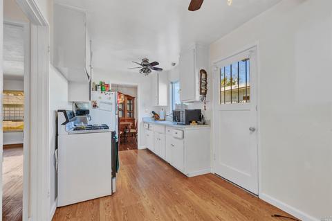 136 Maywood Dr, Vallejo, CA 94591 photo 9