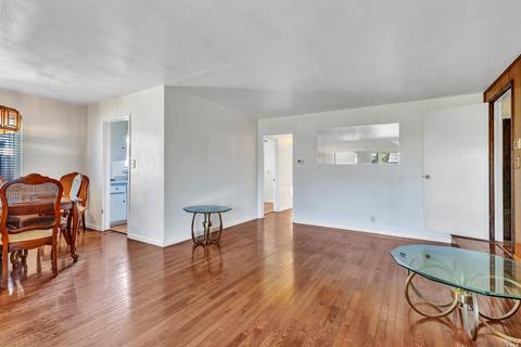 136 Maywood Dr, Vallejo, CA 94591 photo 2