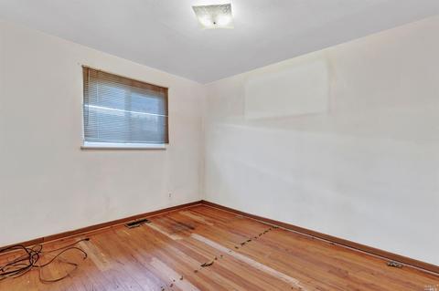 136 Maywood Dr, Vallejo, CA 94591 photo 17