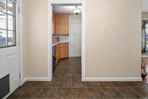 633 Bonita Ct, Vallejo, CA 94591 photo 19