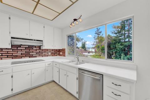 160 G St, Martinez, CA 94553 photo 33