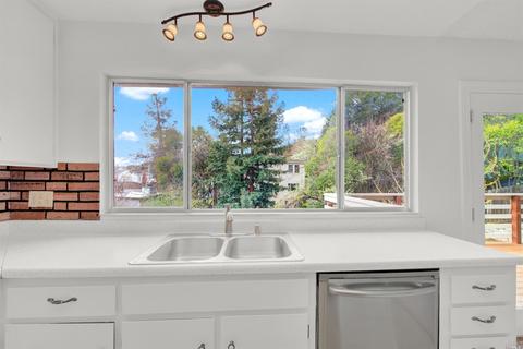 160 G St, Martinez, CA 94553 photo 35
