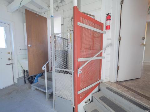 10051 Starr Rd, Windsor, CA 95492 photo 16