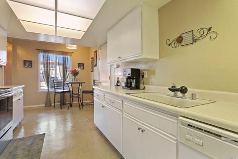 2236 Cunningham Dr, Fairfield, CA 94533 photo 8
