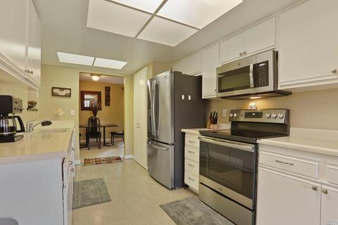 2236 Cunningham Dr, Fairfield, CA 94533 photo 7