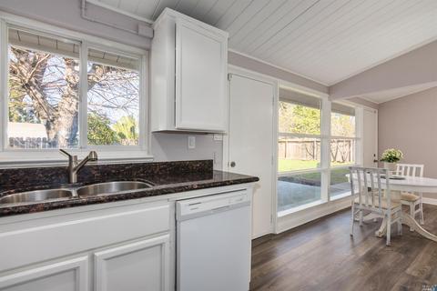 2425 Gehringer Dr, Concord, CA 94520 photo 7
