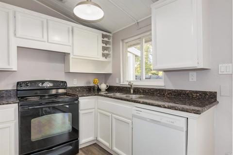 2425 Gehringer Dr, Concord, CA 94520 photo 5