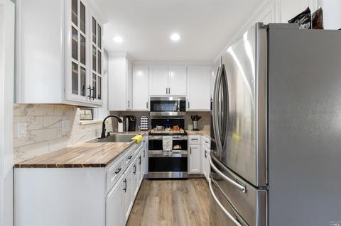 27040 Hawk Dr, Willits, CA 95490 photo 6