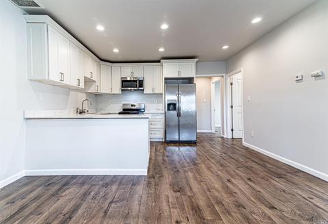 426 Capitol St, Vallejo, CA 94590 photo 1