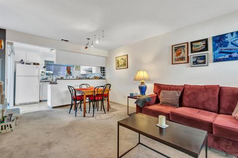 215 Mariner Dr, Vallejo, CA 94591 photo 3