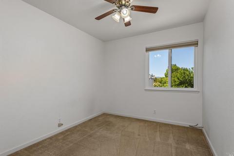 9495 Jessica Dr, Windsor, CA 95492 photo 19