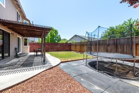 9495 Jessica Dr, Windsor, CA 95492 photo 5