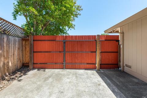 9495 Jessica Dr, Windsor, CA 95492 photo 22