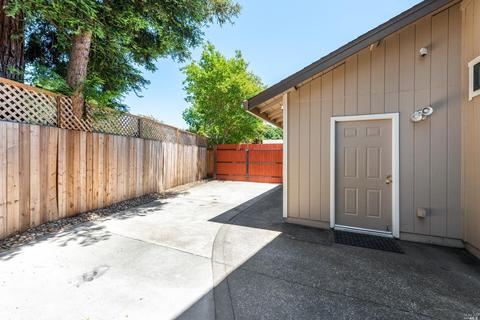 9495 Jessica Dr, Windsor, CA 95492 photo 21