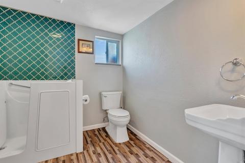 1720 Napa St, Vallejo, CA 94590 photo 27