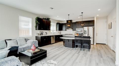 495 Aster St, Vacaville, CA 95688 photo 9