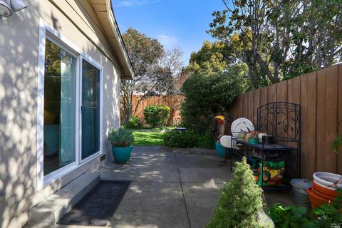 166 Maywood Dr, Vallejo, CA 94591 photo 23