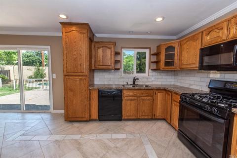 372 Chelan Dr, Vacaville, CA 95687 photo 5
