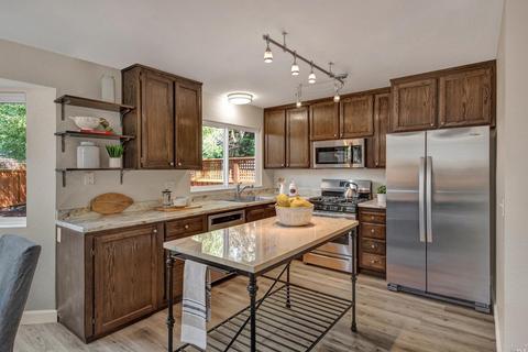 632 Claudius Way, Windsor, CA 95492 photo 10