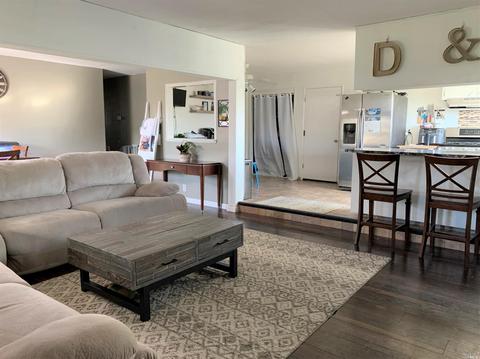2805 Marigold Dr, Fairfield, CA 94533 photo 4