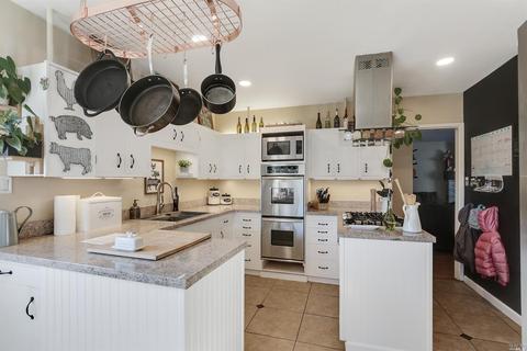 Undisclosed, Hayward, CA 94544 photo 11