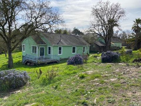 909 W School St, Cotati, CA 94931 photo 1