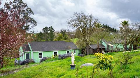 909 W School St, Cotati, CA 94931 photo 2