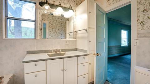 909 W School St, Cotati, CA 94931 photo 27