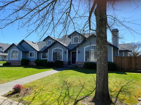 229 Grove St, Windsor, CA 95492 photo 2
